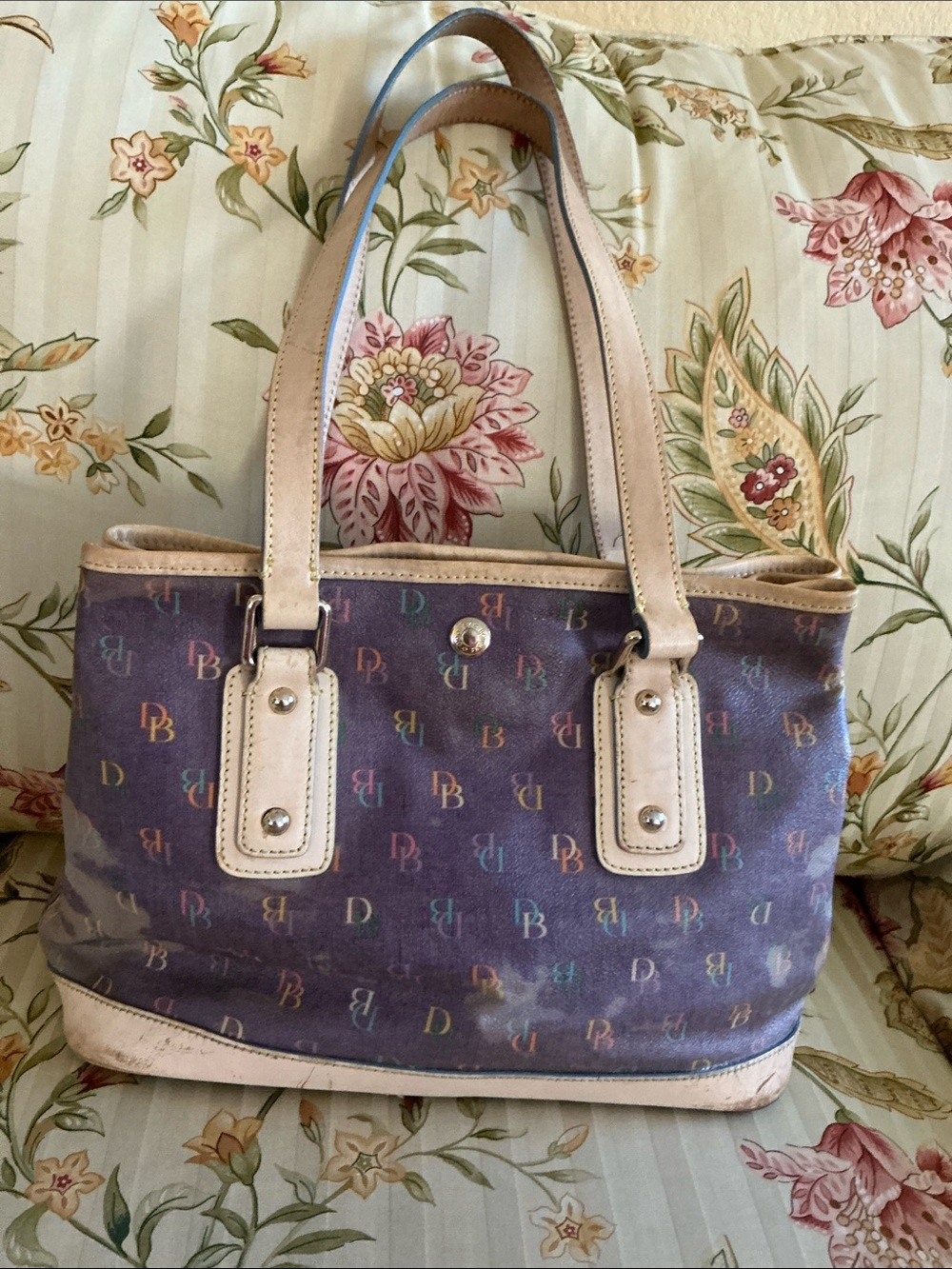 Dooney & Bourke Tote - Picture 3 of 15